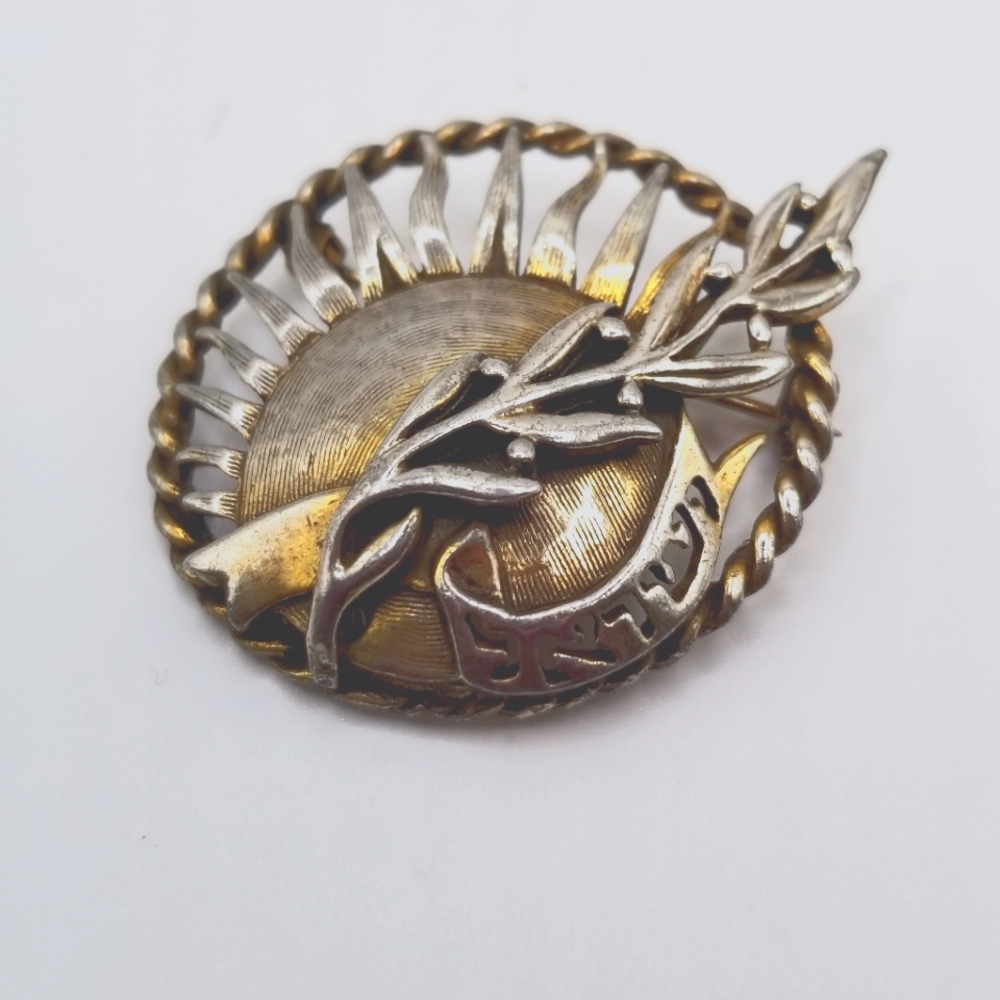 Vintage  Brooch